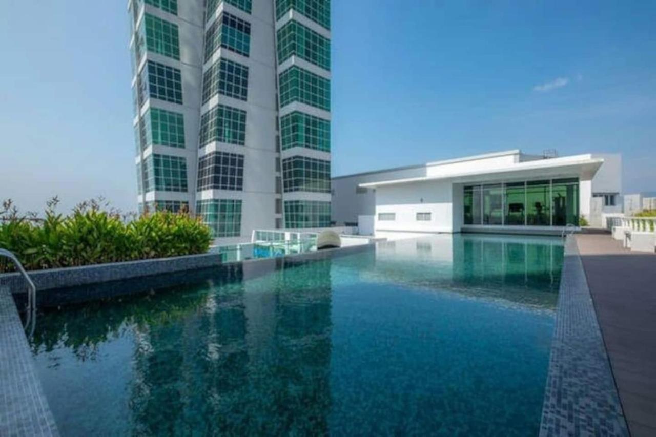 Loft Pano Seaview Suite 2 Bedroom By The Only Bnb Jelutong Exterior foto